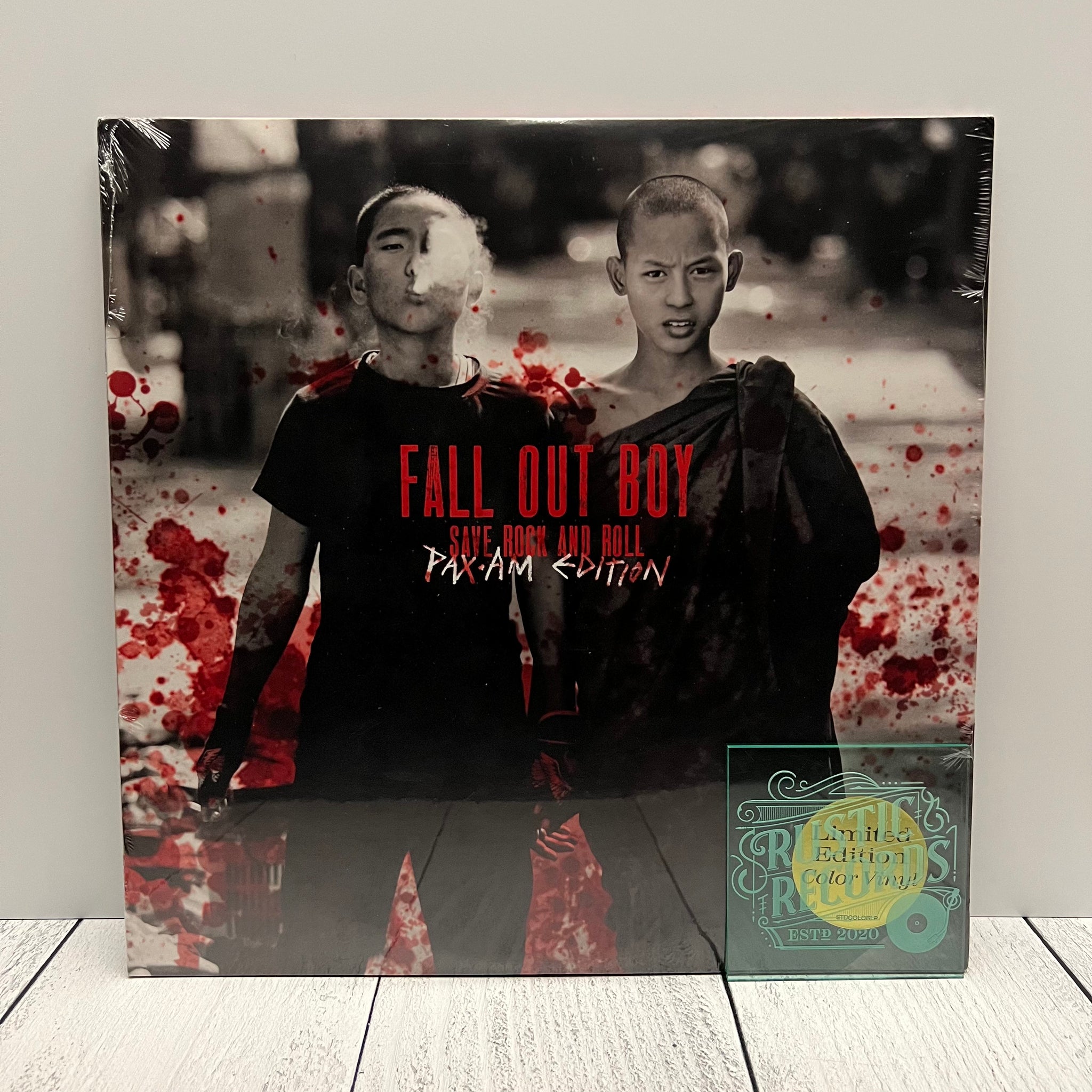 Fall Out Boy - Save Rock And Roll Pax Am Edition (Red/Black Vinyl)