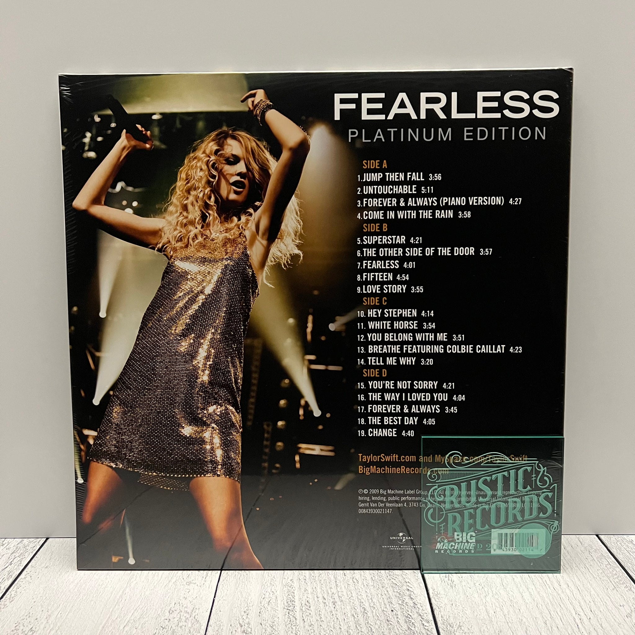 Taylor Swift - Fearless (Platinum Edition) (LIMIT 1 PER CUSTOMER)